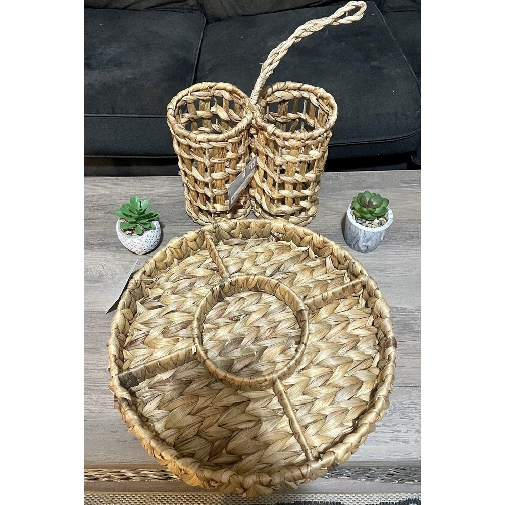 Brand New With Tags Trending Straw Serving Tray w/ Matching 2 Bottle Wine Holder